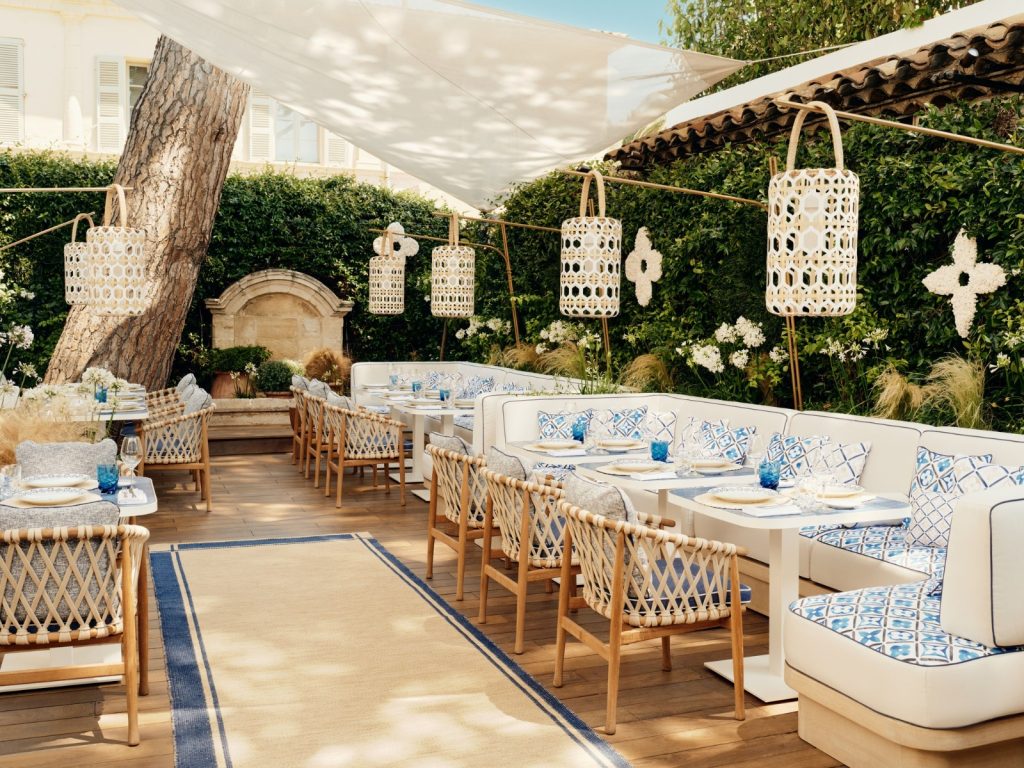 Louis Vuitton / White 1921 Saint-Tropez Hotel
