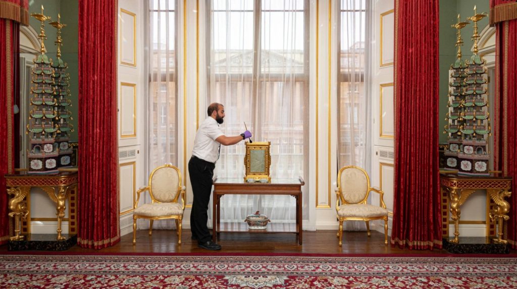 Photography: Peter Smith / Buckingham Palace