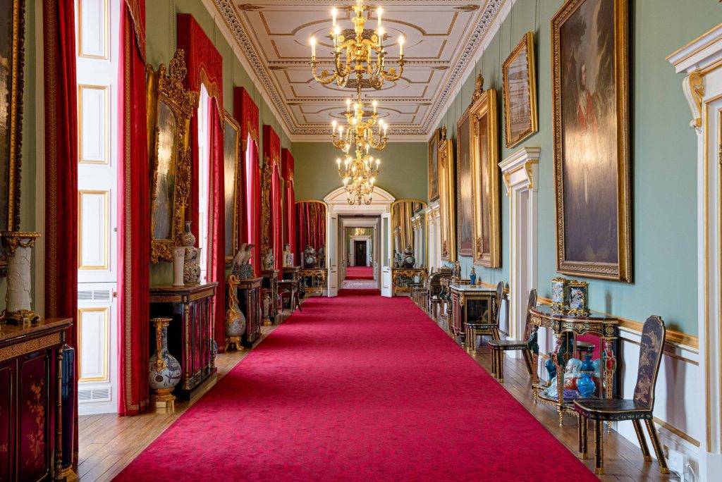 The principal corridor. Photography: Peter Smith / Buckingham Palace