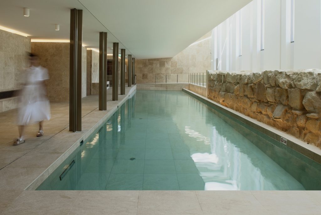 Indoor pool of Phoenicia Malta
