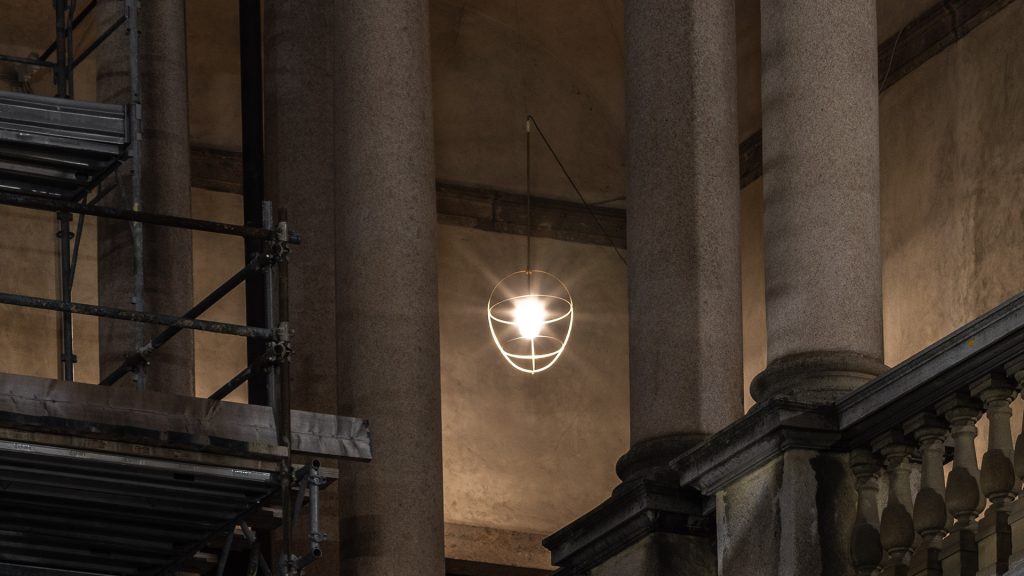 sculptural outdoor lighting