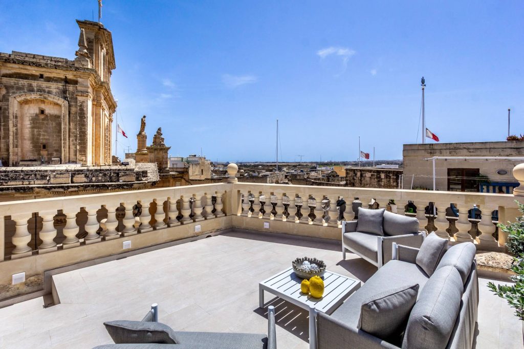 traditional maltese townhouse interior