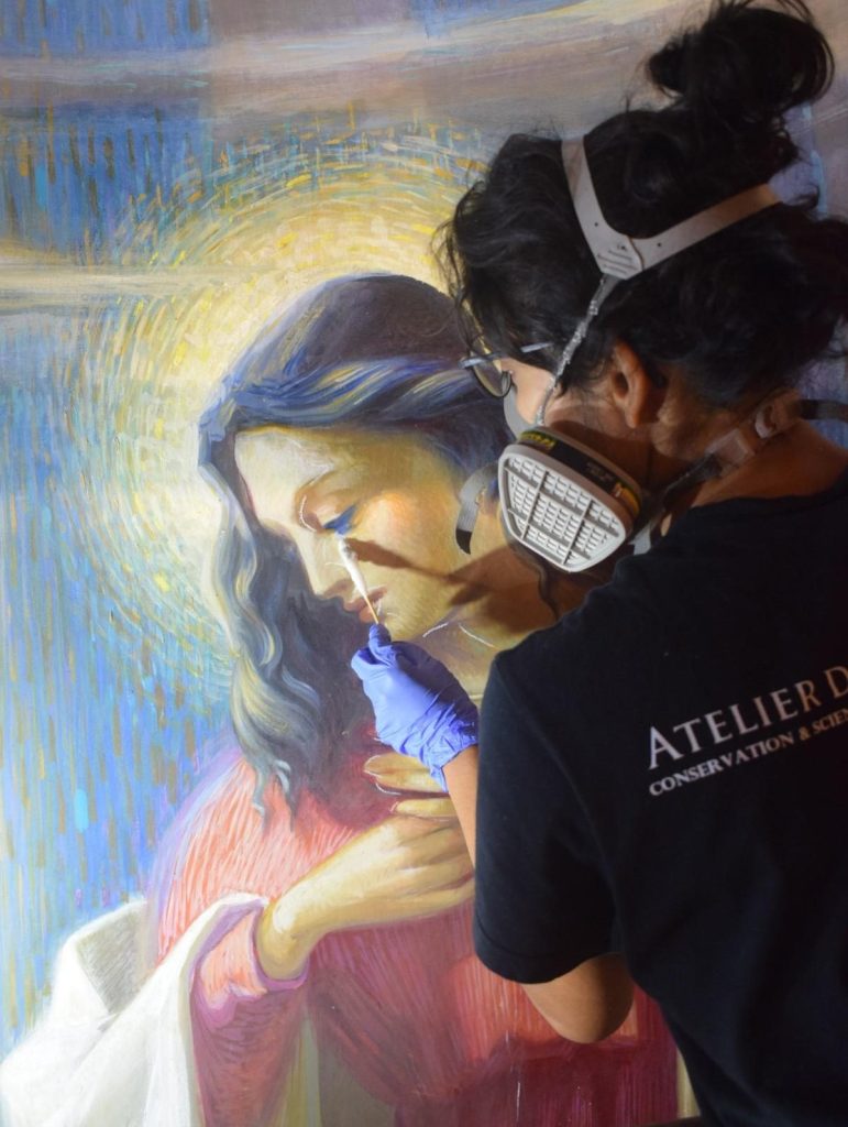 restoration of the Annunciation by Emvin Cremona inside the Dominican church-convent of Birgu