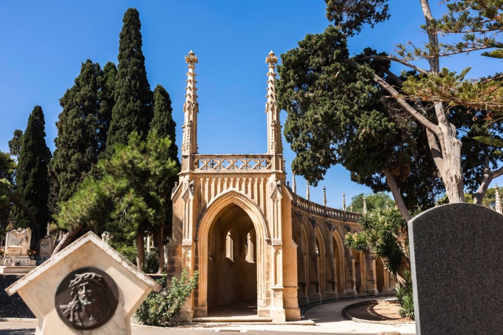 Addolorata Cemetery designed by Emanuele Luigi Galizia / Photo by Jean Marc Zerafa for Kamra tal-Periti