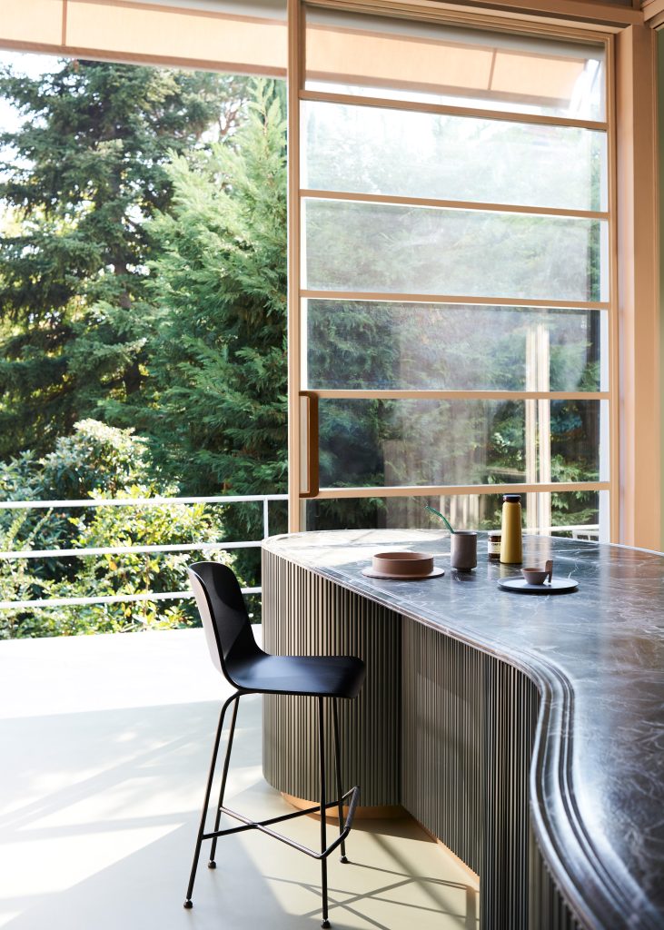 Tangram kitchen by Cesar